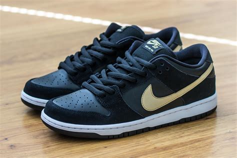 Nike sb dunk low retro